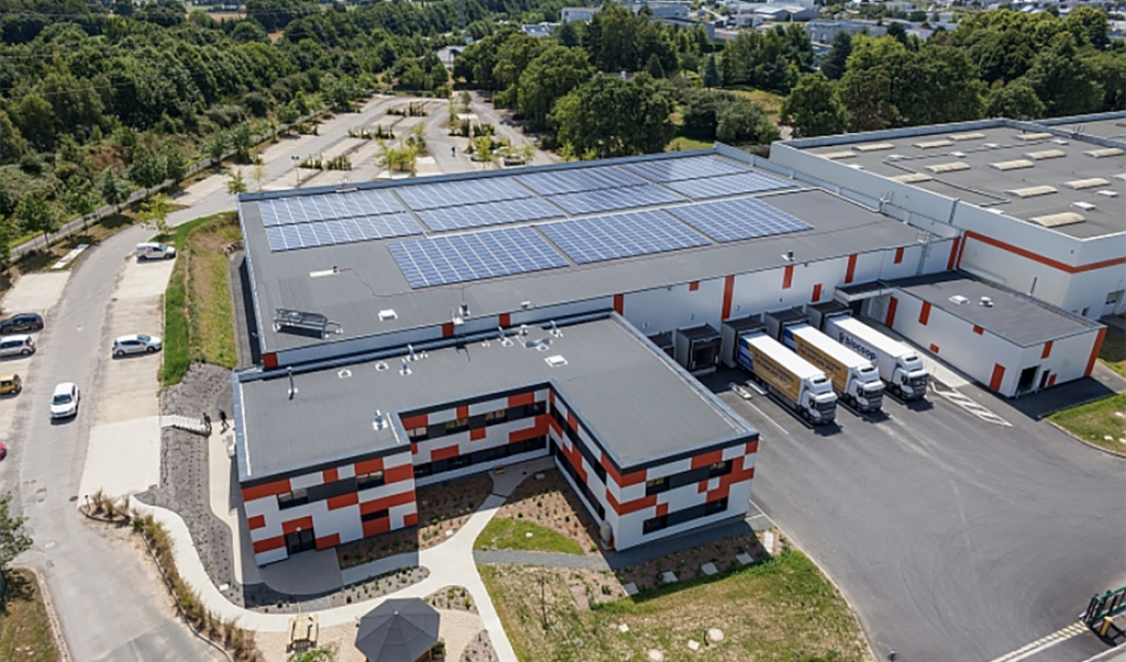 Construction d’une plate-forme de 35 000 m² pour Biocoop à Tinténiac.